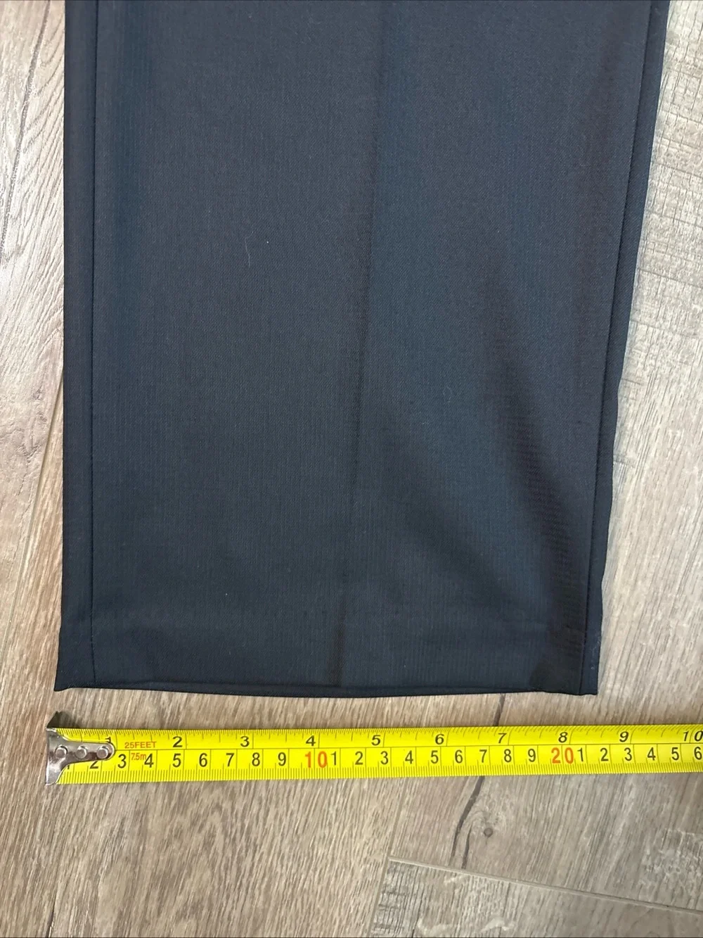Haggar Mens Tailored fit Dress Pants Size 34W/32L Black Solid